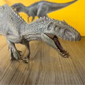 Gray Reptile Figurine